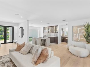 735 NE 6th St, Boca Raton, FL 33432