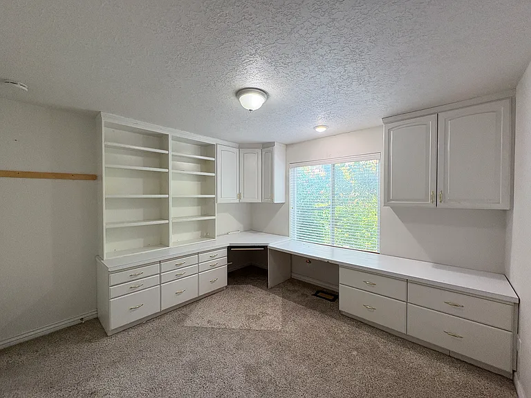 428 N 1200 E — Photo 39