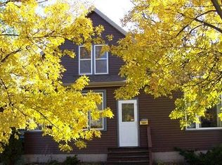 422 W Bridge Ave, Warren, MN 56762