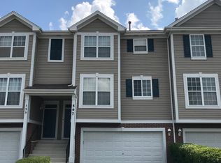 597 Declaration Ln, Aurora, IL 60502