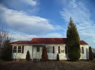 1668 Newbern Rd, Kingsport, TN 37664