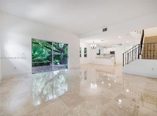 3101 Oak Ave #3101, Miami, FL 33133