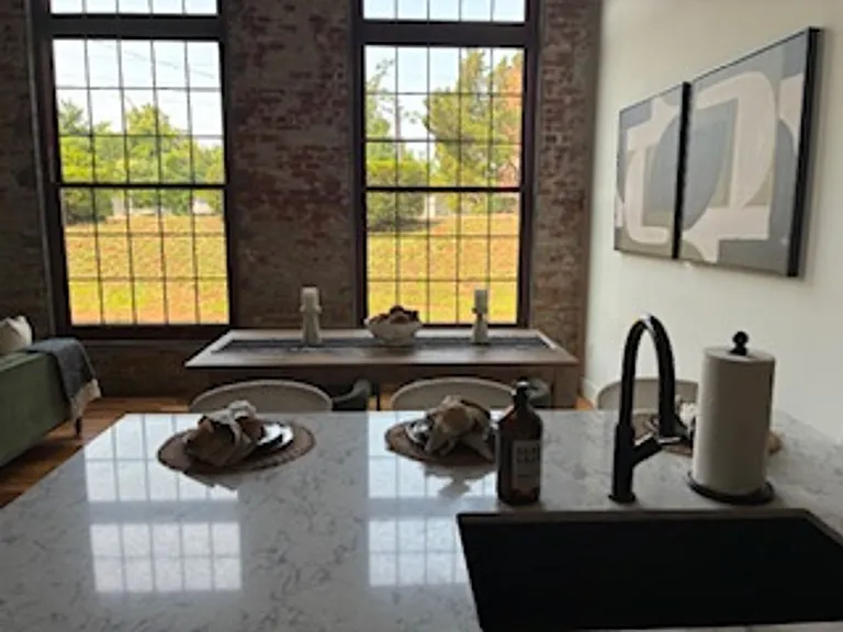 The Carlisle — Photo 10