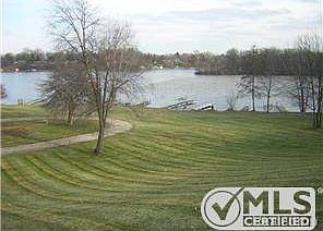 LAKESIDE PICNIC AREA