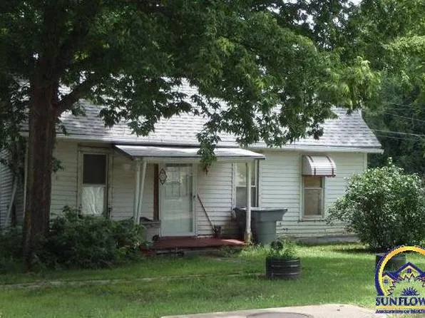 328 S Union St, Emporia, KS 66801