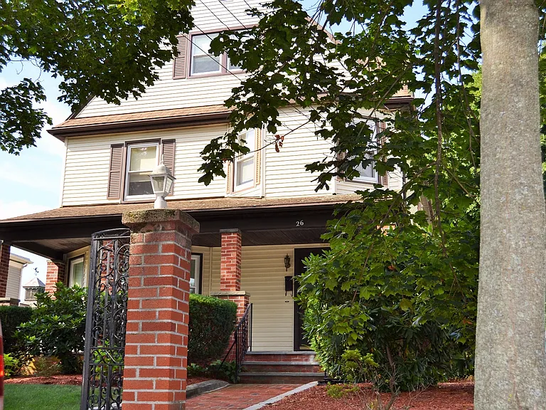 26 Broadway Ter — Photo 31