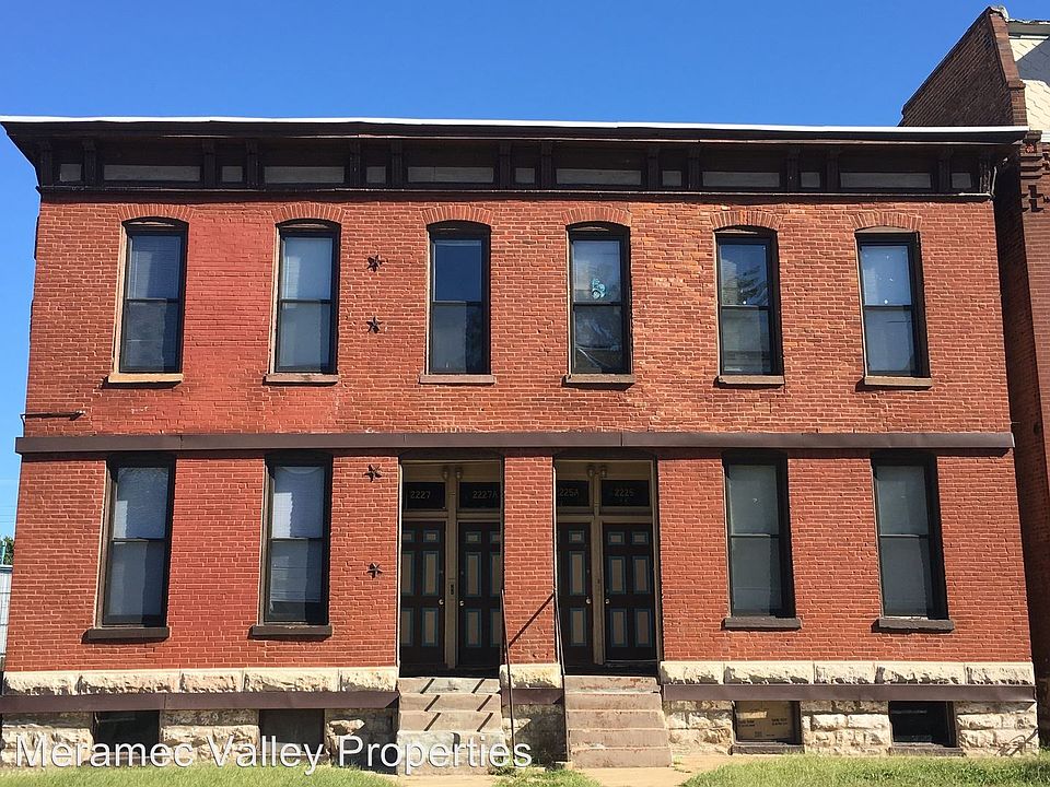 1st image of 2225 Sidney St