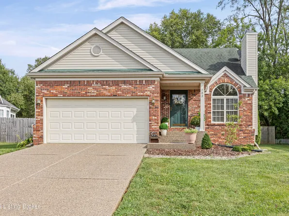 703 Eastgate Village Pl, Louisville, KY 40223