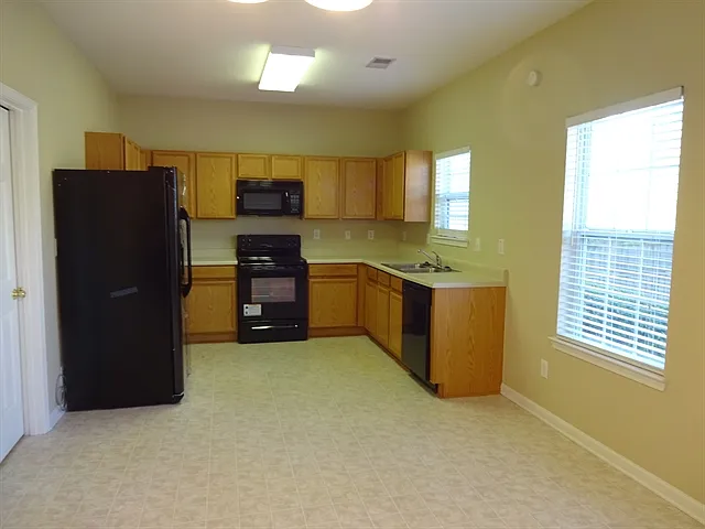 Building Photo - 1610 Thornwick Trce