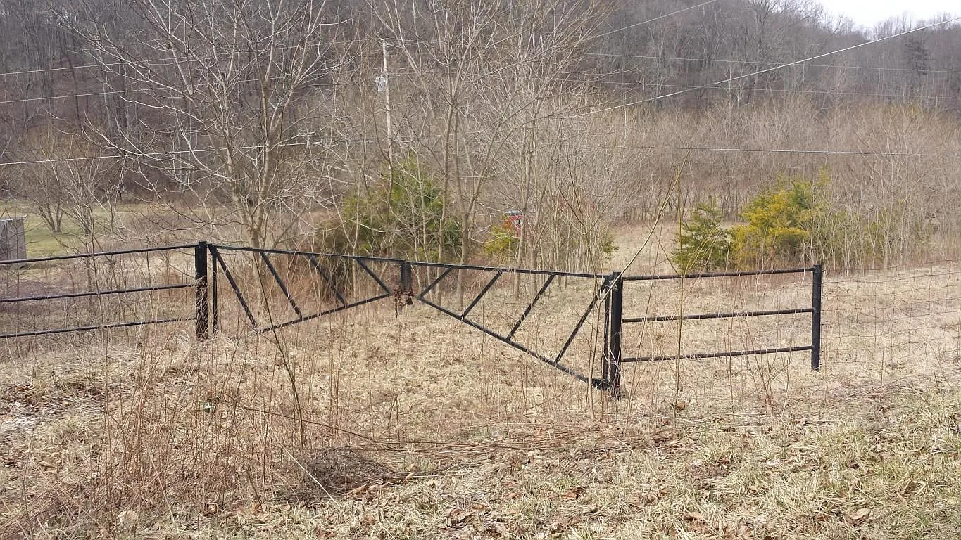 3623 Chicken Coop Hill Rd SE photo 1