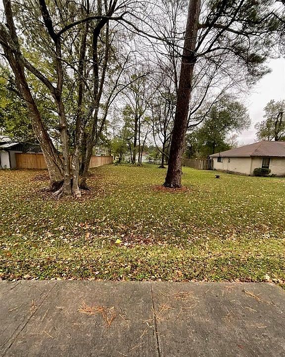 1st image of 530 Fall Creek Dr