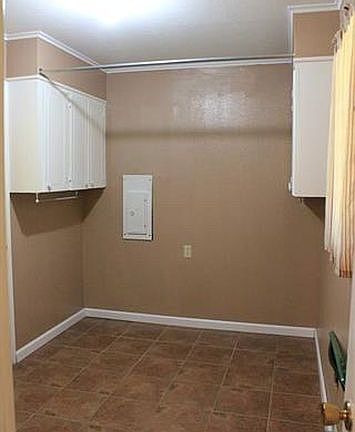 Large laundry room