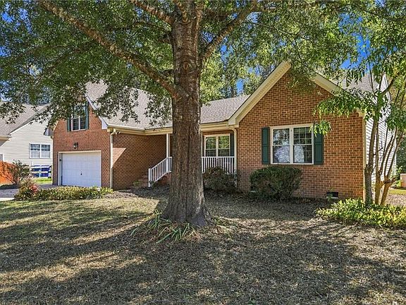 3rd image of 2728 Springhaven Dr