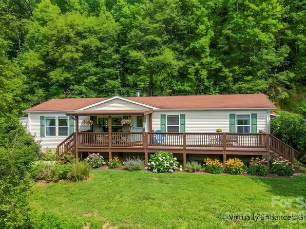 245 Merry Way, Clyde, NC 28721