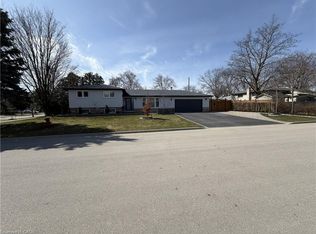 626 Cape Ave, Burlington, ON L7L 4M6