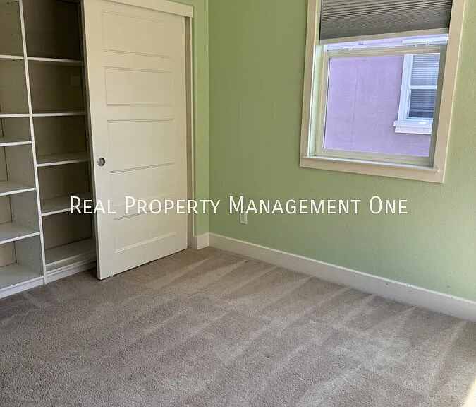 6544 Bantry Bay St — Photo 35