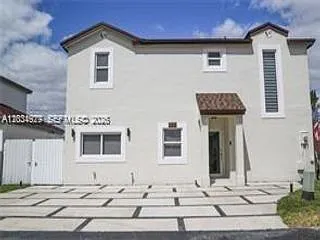 9035 SW 148th Ct