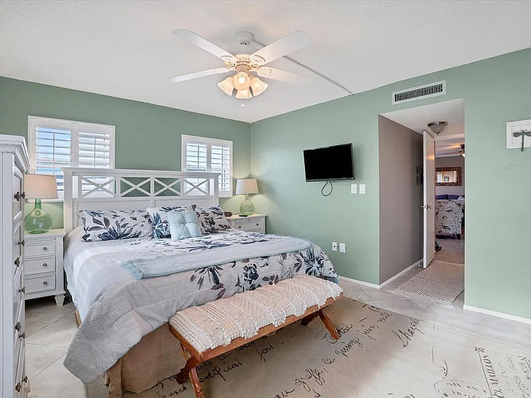 1255 Tarpon Center Dr #501 — Photo 19
