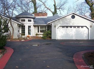 212 Island Dr, La Porte, IN