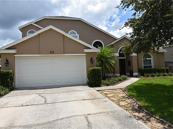 2nd image of 825 Bloomingdale Dr