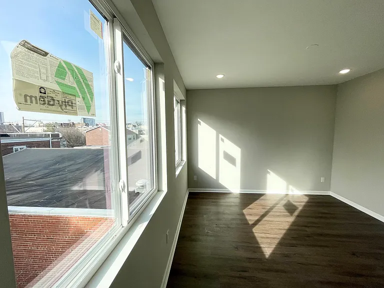 1228 N Marshall St #3R — Photo 24