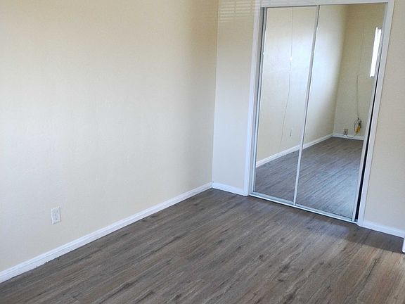 3rd image of 3810 Euclid Ave #7
