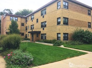 311 Sherman Ave APT 2C, Evanston, IL 60202