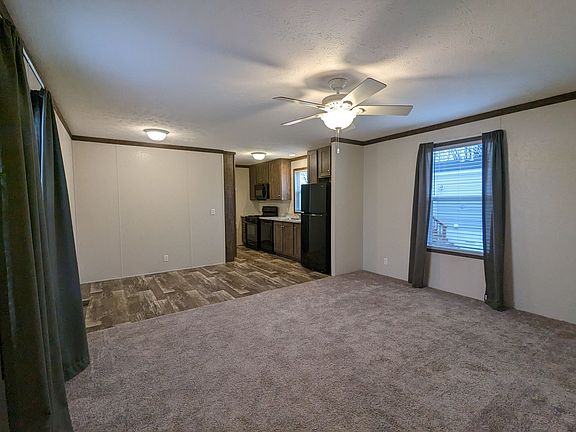 4th image of 369 Utah Ct #369
