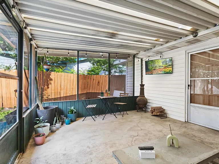 230 Brettonwood Dr — Photo 20