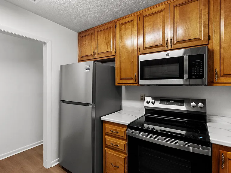 3108 Briarwood Dr — Photo 17