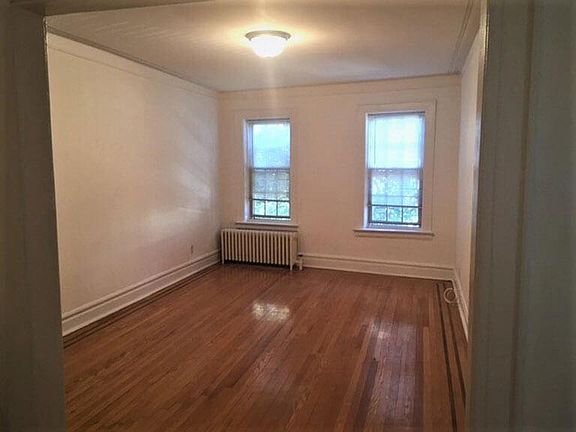 3rd image of 68 Park Ave APT 105