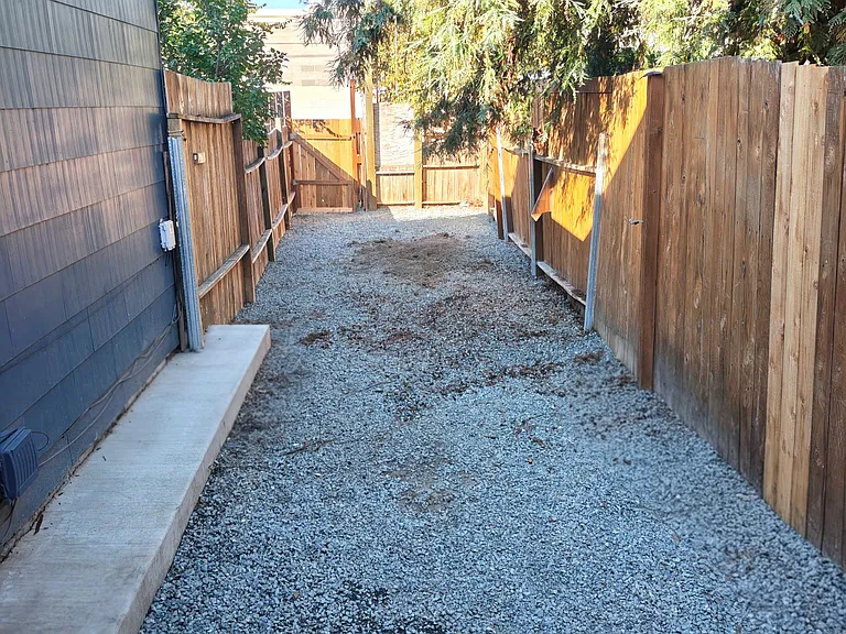 517 S Grape St #1 — Photo 14