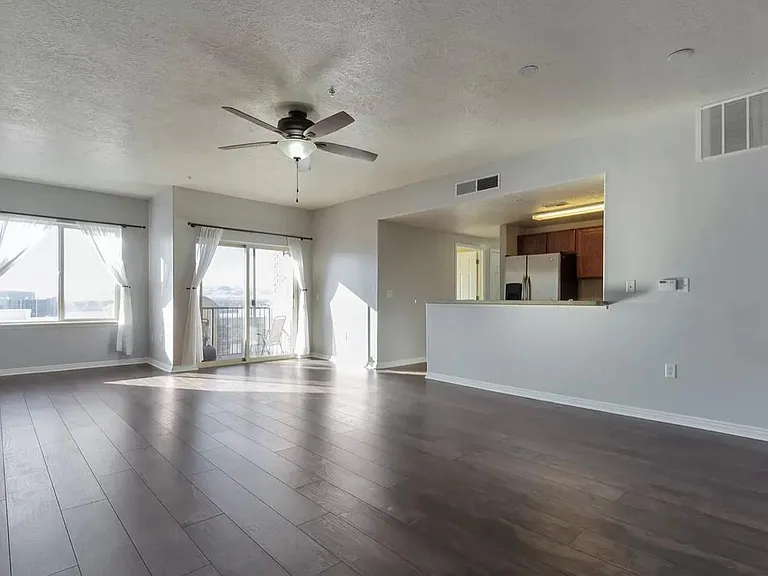 165 W Albion Village Way S #301 — Photo 3