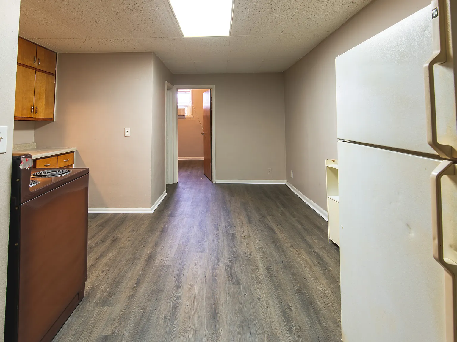 1 bed, 1.0 bath, 500 sqft, $695 — Photo 3
