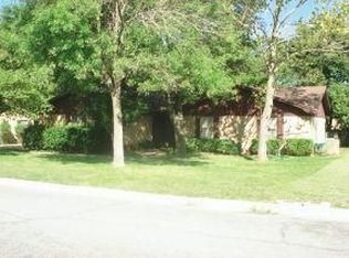 245 Alamosa Dr, Hewitt, TX 76643