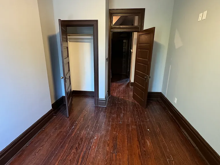 4230 Castleman Ave — Photo 23