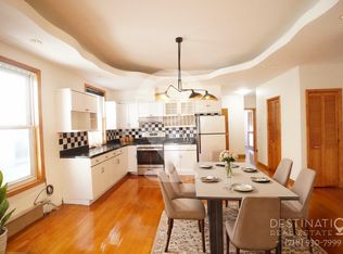 107 Dahill Rd #2A, Brooklyn, NY 11218