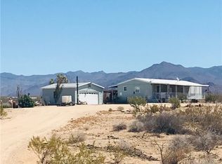 2005 E Shadow Ln, Yucca, AZ 86438