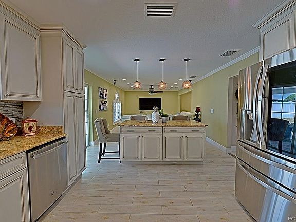 5th image of 427 W Shakespears Dr