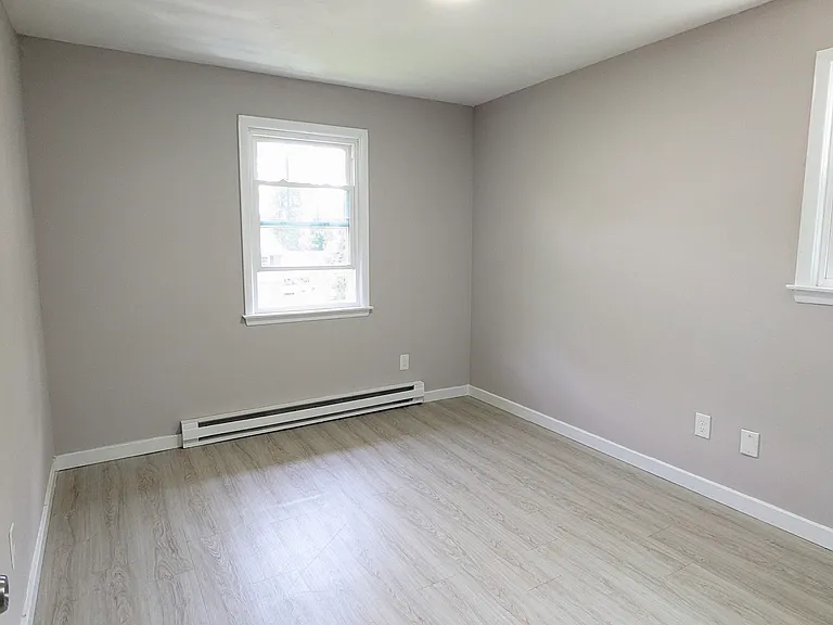 60 Fernwood Ave #3 — Photo 6