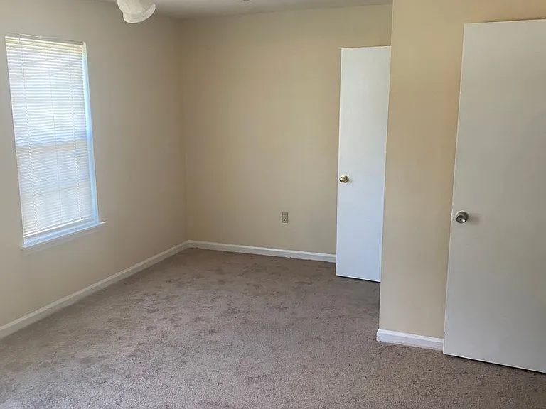 2105 Vail Dr — Photo 9