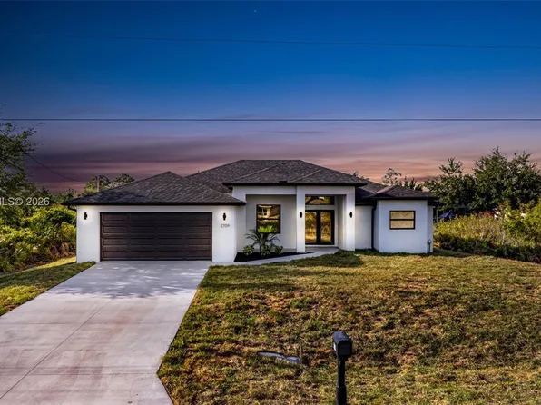 2709 58th St W, Lehigh Acres, FL 33971