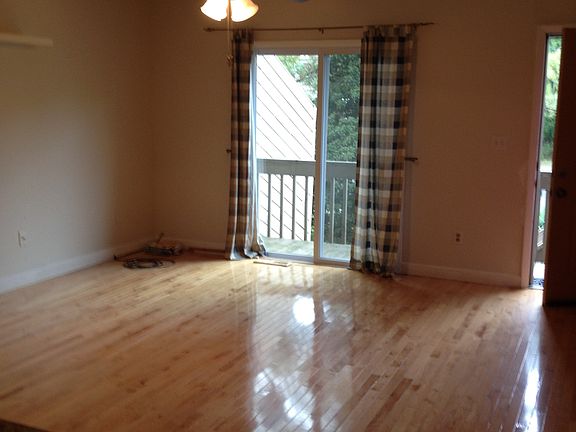 4th image of 3370 Madison Ave Unit 5B