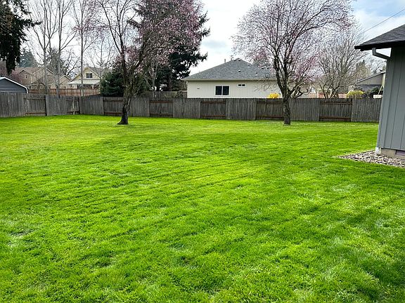 5th image of 4099 Scenic Dr
