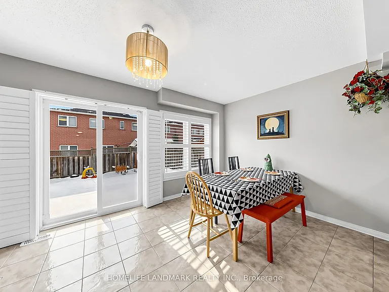 113 Guinevere Rd — Photo 10