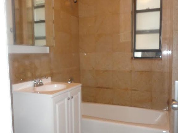 5th image of 664 W 163rd St APT 49