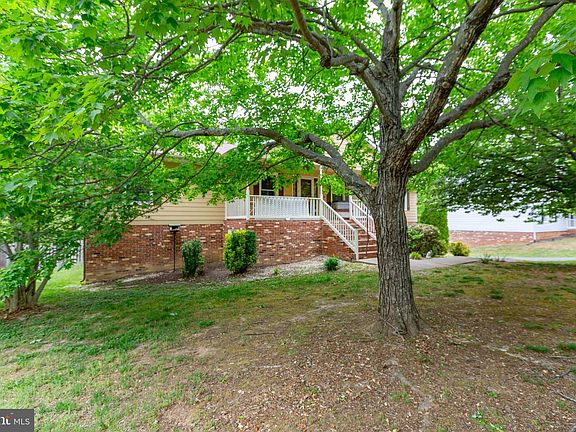 5th image of 3906 Doran Rd