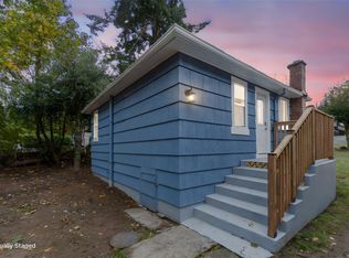 656 Lambert Ave, Nanaimo, BC V9R 3N8