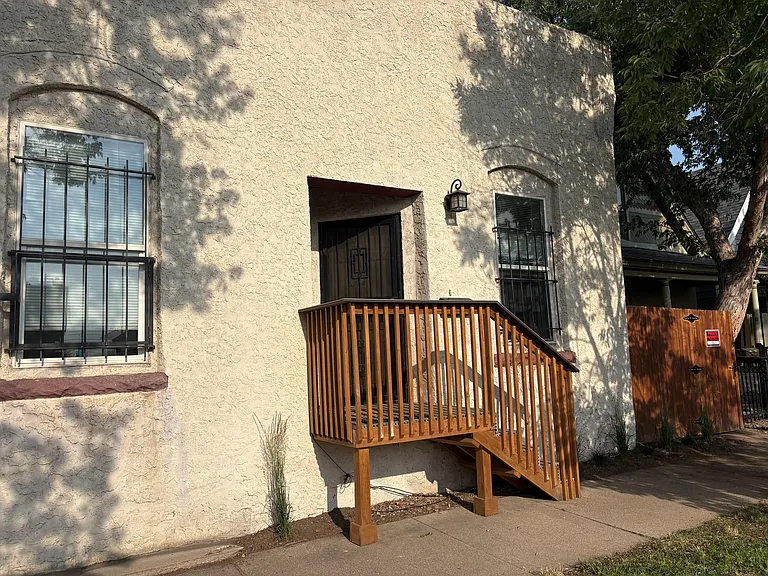 136 Inca St — Photo 2