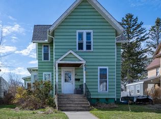 167 Pearl St, Holyoke, MA 01040